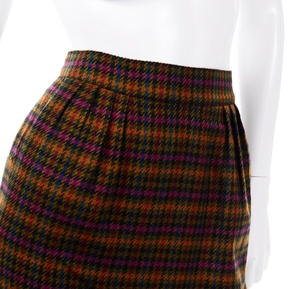 1970s Vintage Hermes Plaid Wool Pencil Skirt — Multicolored - Picture 2 of 5